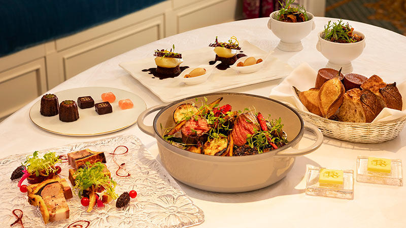 La Libellule (French Dining) Room Service Dinner Course