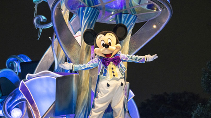 Mini parade presented only on rainy nights Nightfall Glow at Tokyo Disneyland