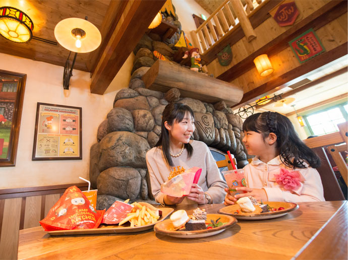 於「土撥鼠營地廚房」用餐，享受不受天候影響的野營意趣！