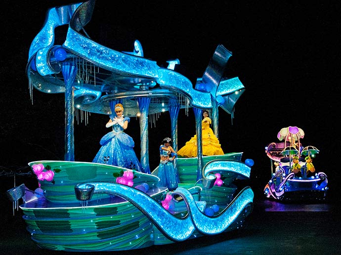 Mini parade presented only on rainy nights Nightfall Glow at Tokyo Disneyland