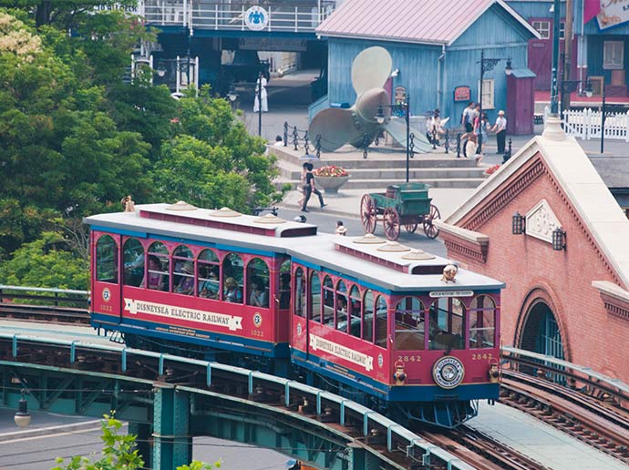 Convenient transportation on a rainy day DisneySea Electric Railway