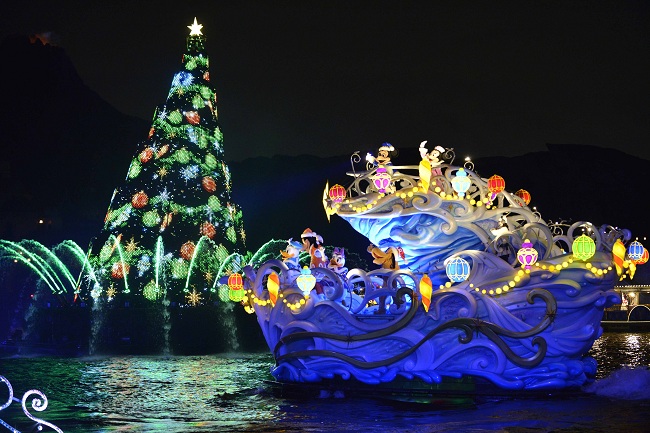 東京ディズニーシー「カラー・オブ・クリスマス」のイメージ画像