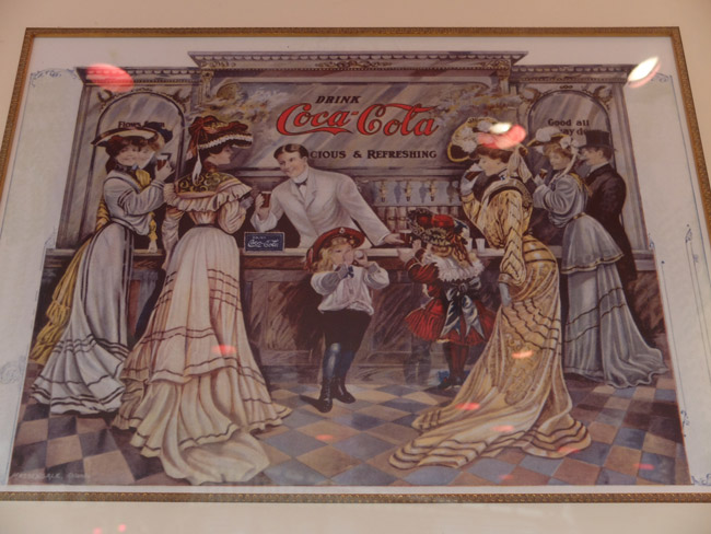 当時のコカ・コーラの宣伝用絵画の画像