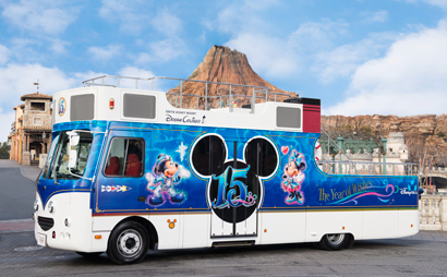 公式】東京ディズニーシーの15周年をお祝い☆ミッキーたちが全国15都市 