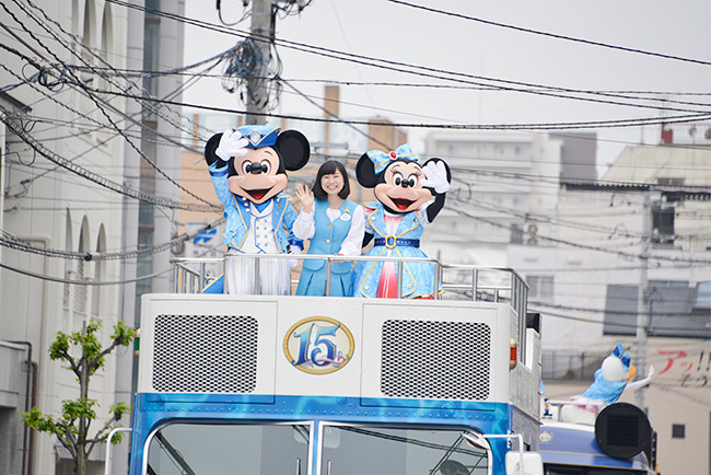 「東京ディズニーシー15周年スペシャルパレード“ザ・イヤー・オブ・ウィッシュ”」の「尾道みなと祭り」の様子５