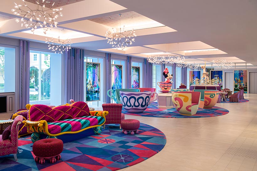 「東京ディズニーセレブレーションホテル：ウィッシュ」のロビーの画像