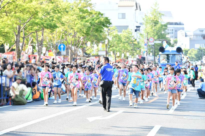 「東京ディズニーシー15周年スペシャルパレード “ザ・イヤー・オブ・ウィッシュ”」の様子４