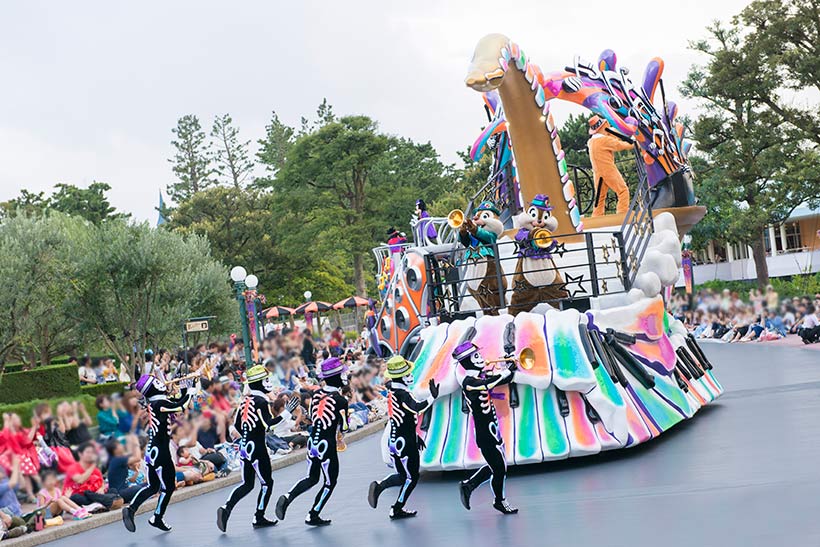 東京ディズニーランドのパレード「ハロウィーン・ポップンライブ」の画像２