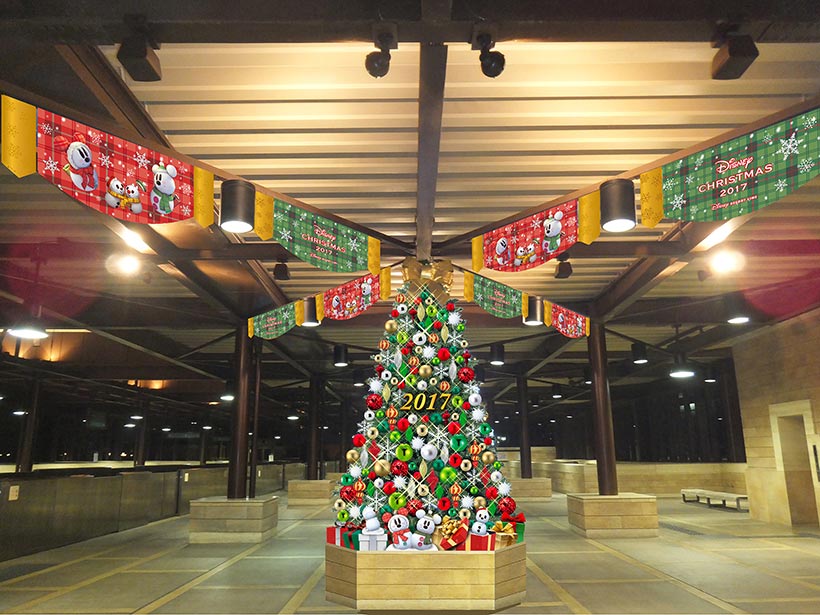 ディズニーリゾートライン,クリスマスのデコレーション