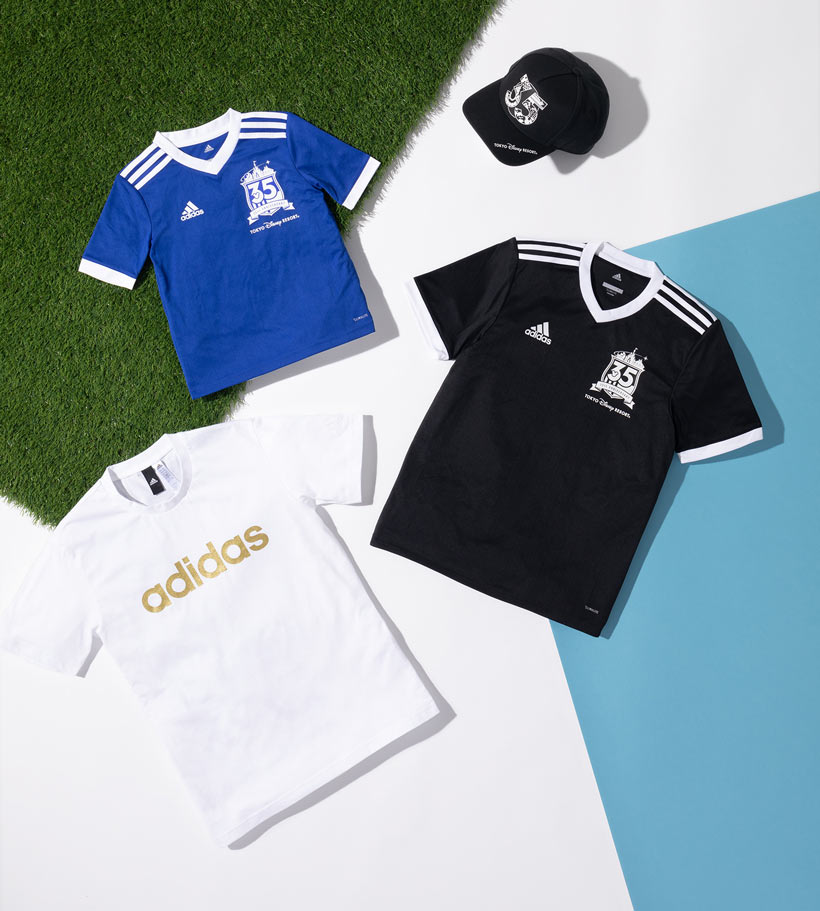 ディズニー　adidas コラボ商品スポーツ